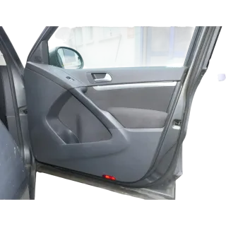 VW Tiguan 5N 1x Türverkleidung Verkleidung Tür vorne rechts schwarz - Bild 1