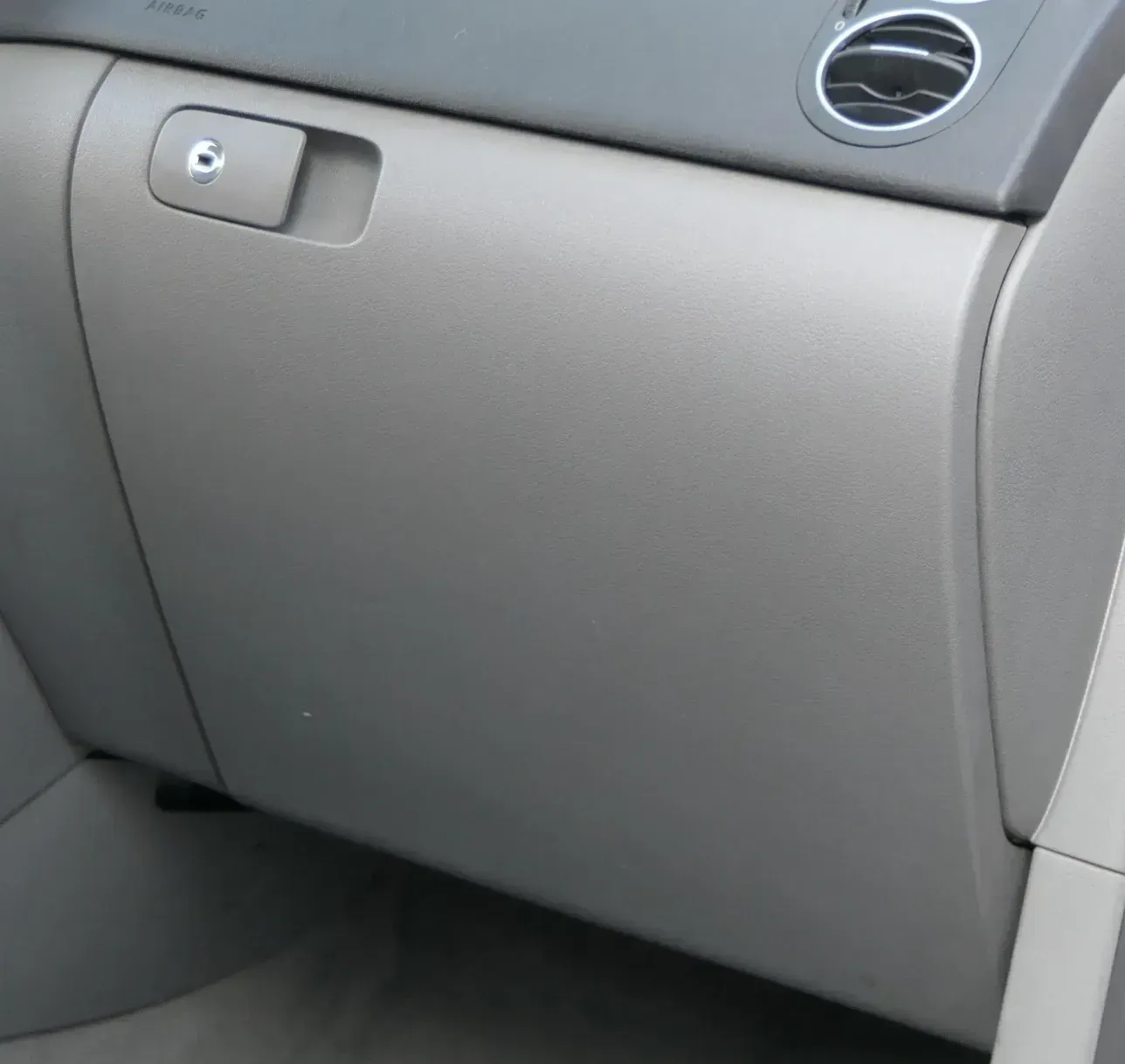 VW Golf Plus 5M Deckel Klappe für Handschuhfach Handschuhfachdeckel -grau - Bild 1