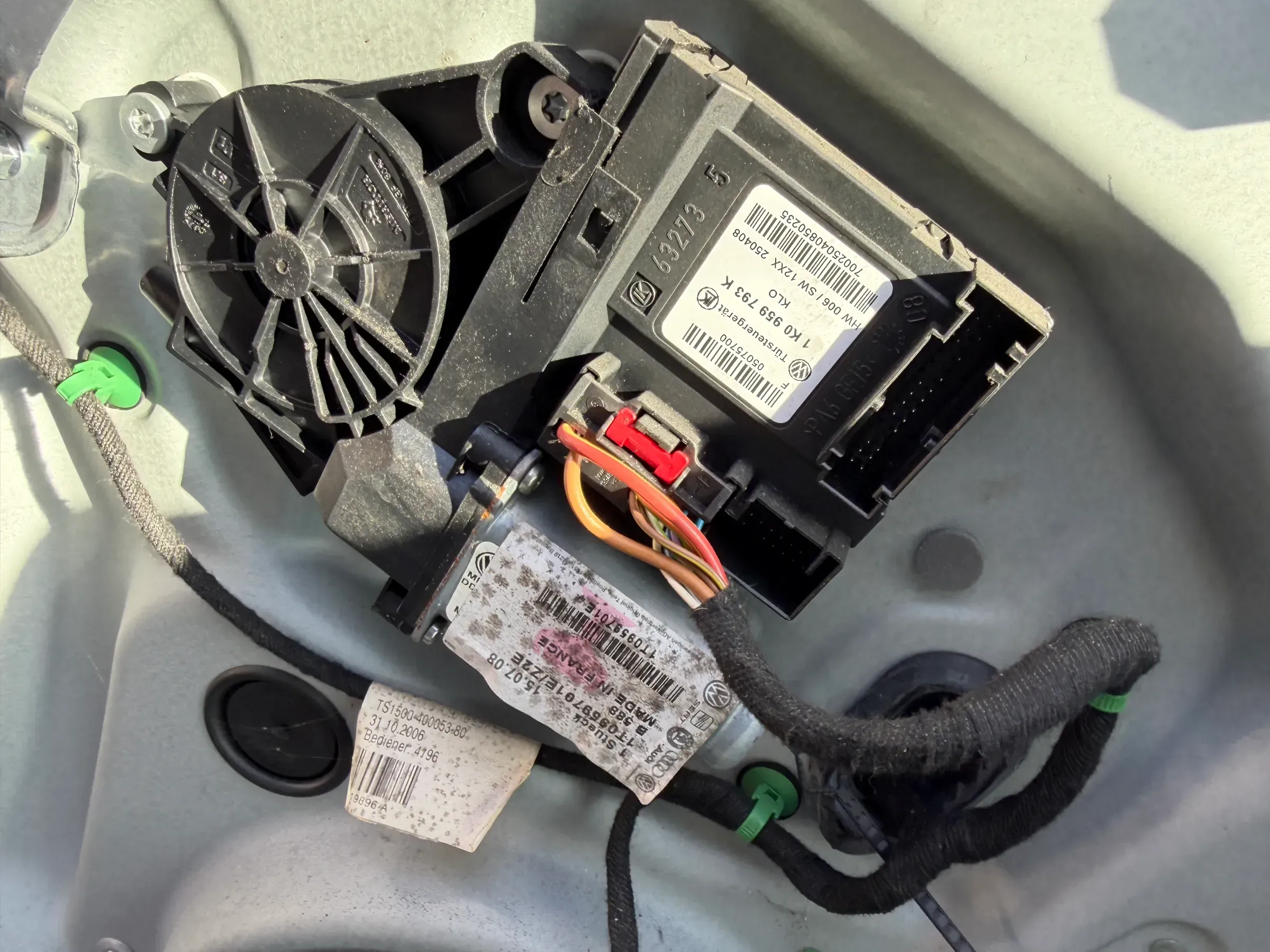 Octavia 1Z ektrischer Fensterheber Motor links vorne 1T0959701E Z2E - Bild 1