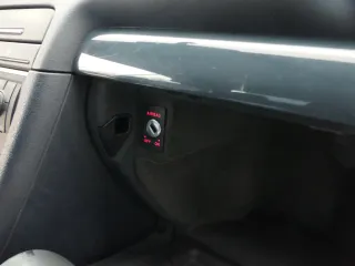 A4 8H Cabrio vorne Dekor Leisten Abdeckung um Lichtschalter blau indigo - Bild 3