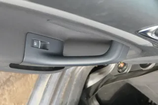 1x VW Golf Variant Kombi AJ5 Türverkleidung Verkleidung Tür hinten links schwarz - Bild 2