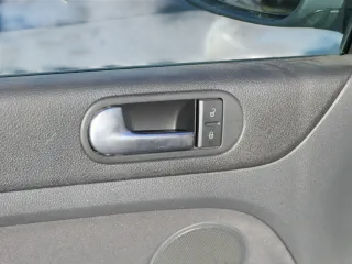 VW Golf Plus 5M 1x Türverkleidung Verkleidung Tür vorne links schwarz /anthrazit - Bild 3