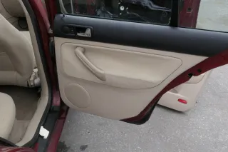 VW Golf 4 Limousine Türverkleidung Verkleidung Tür vorne hinten links hellbeige - Bild 4