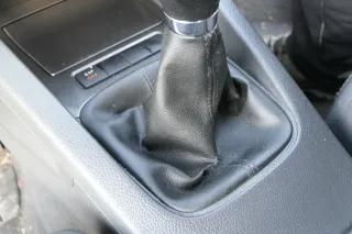 VW Golf 5 Schaltknauf Schaltsack Schaltung Schaltknüppel 6-Gang Leder Kunstleder - Bild 3