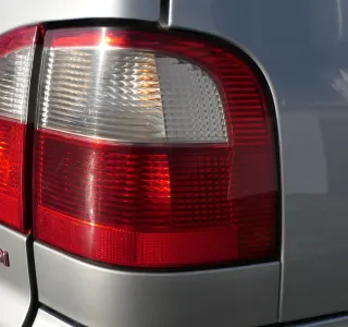 Ford Galaxy WGR Rücklicht hinten rechts außen Rückleuchte Heckleuchte Facelift - Bild 1