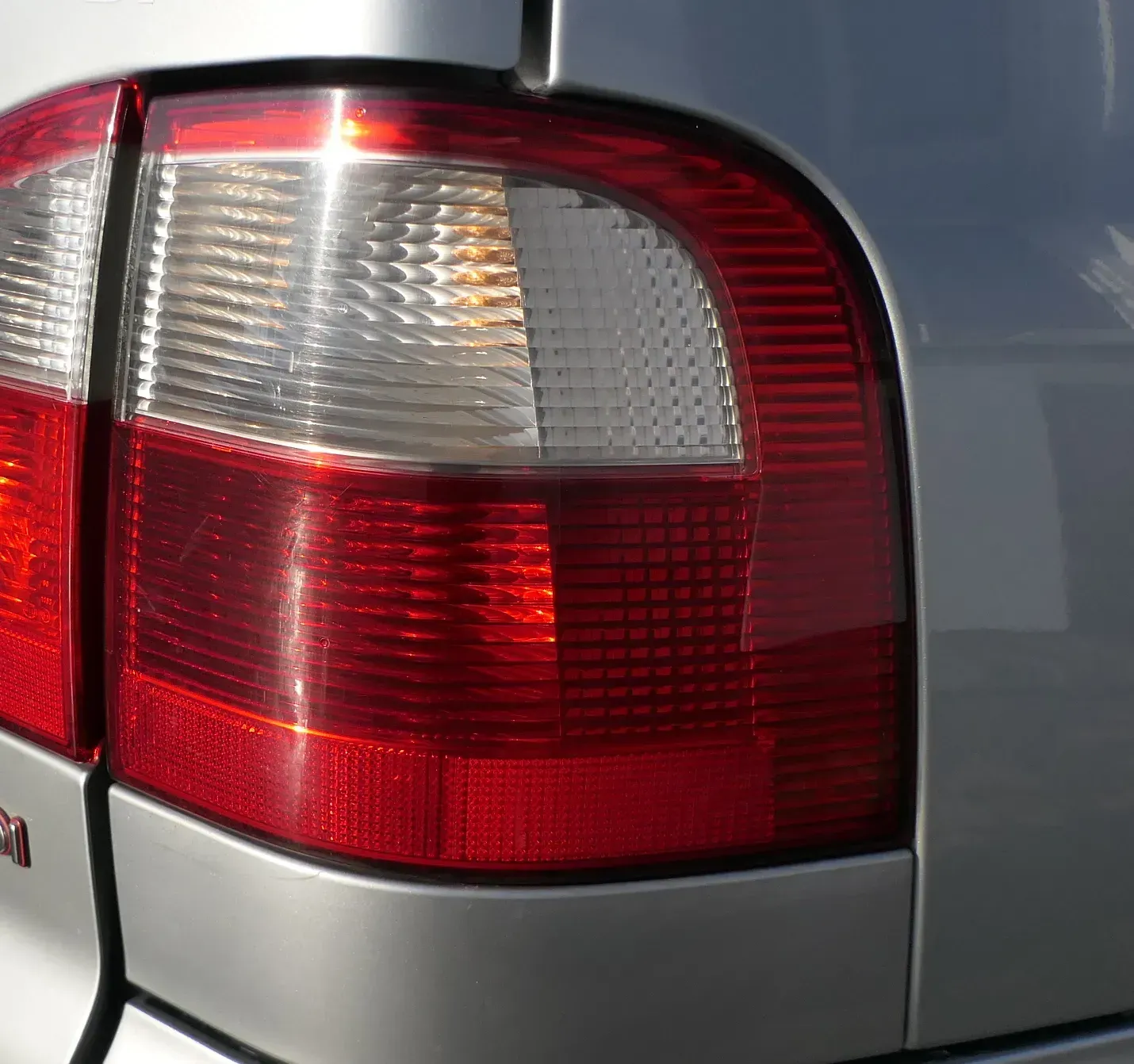 Ford Galaxy WGR Rücklicht hinten rechts außen Rückleuchte Heckleuchte Facelift - Bild 1
