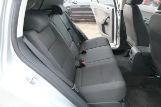 VW Golf 5M Plus Sitze Rückbank Rücksitzbank Lehne hinten (ohne Kopfstützen - Bild 5