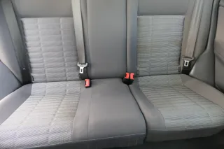 VW Polo 9N 9N3 Sitz Rückbank Sitzfläche Sitze 3 Punkt Gurt hinten blau OHNEKopfs - Bild 2