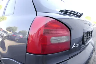 Audi A3 8L Rücklicht Rückleuchte Heckleuchte original 8L0945095A links - Bild 2