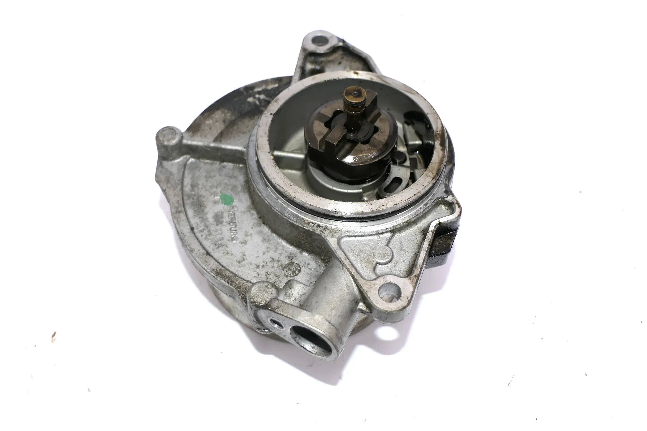 Skoda Superb A6 A4  Unterdruckpumpe Dieselpumpe 2,7 3,0 TDI 057145100AE BPP BMK - Bild 1