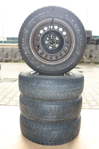 VW Golf 6 Plus 5M 195/65 R15 91T Winterreifen M+S Felgen Reifen M&S ca. 5-7mm - Bild 2