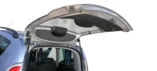 Roomster 5J Abdeckung Verkleidung Kofferraum hinten Heckklappe Deckel - Bild 3