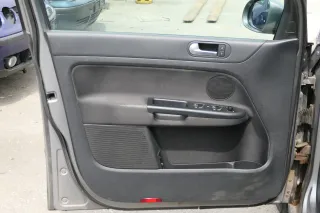 VW Golf Plus 5M 1x Türverkleidung Verkleidung Tür vorne links schwarz - Bild 1