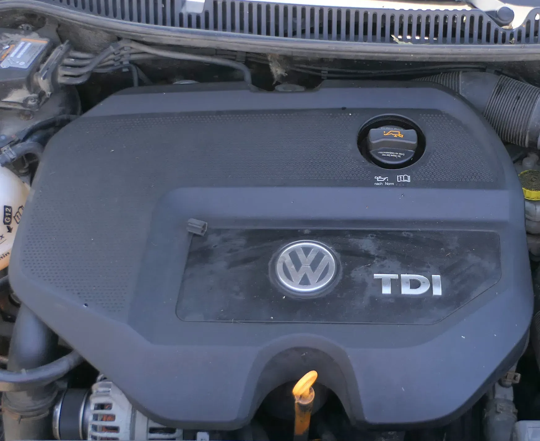 VW Polo 9N Motorabdeckung Abdeckung Motor Blende 1.9 TDI AXR ATD ASZ BLT - Bild 1