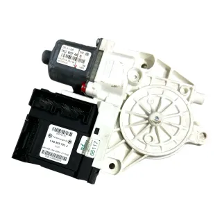 VW Golf 5 ektrischer Fensterheber Motor vorne links 1K3837401S 1K0959701M - Bild 1