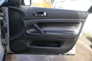 4x Passat 3B Türverkleidung Verkleidung Tür vorne links rechts  - schwarz Leder - Bild 6