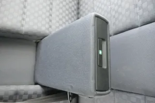 Audi A6 4B Avant Kombi Rückbank Rücksitzbank Sitz Rücksitz 3 Punkt ohneKopfstütz - Bild 3