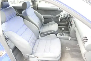Audi A3 8L Sitz Fahrersitz vorne links 2/3-Türer klappbar höhenverstellbar blau - Bild 2