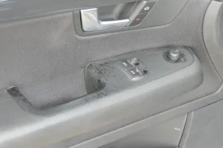 4x Audi A4 8E B6 Türverkleidung Verkleidung Tür vorne + hinten schwarz links - Bild 5
