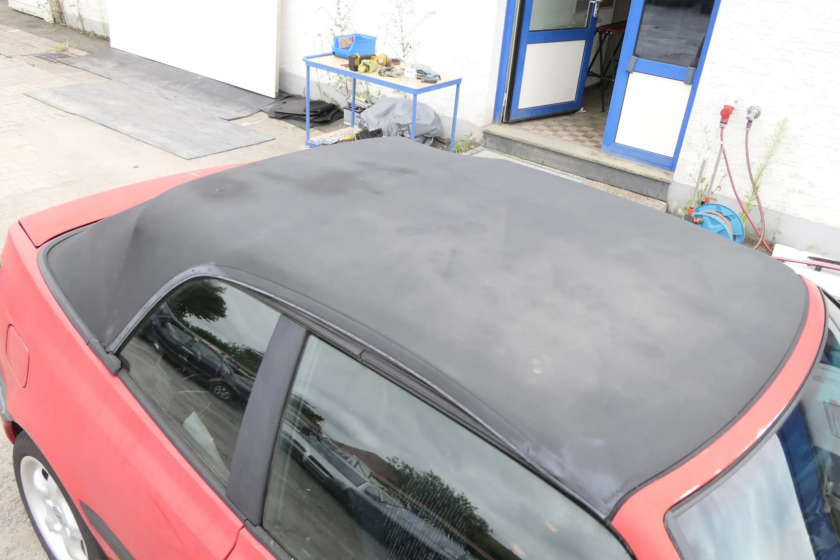 VW Golf 3 & 4 1E Cabrio Dach Scheibe Verdeck schwarz elektrisch - Bild 1