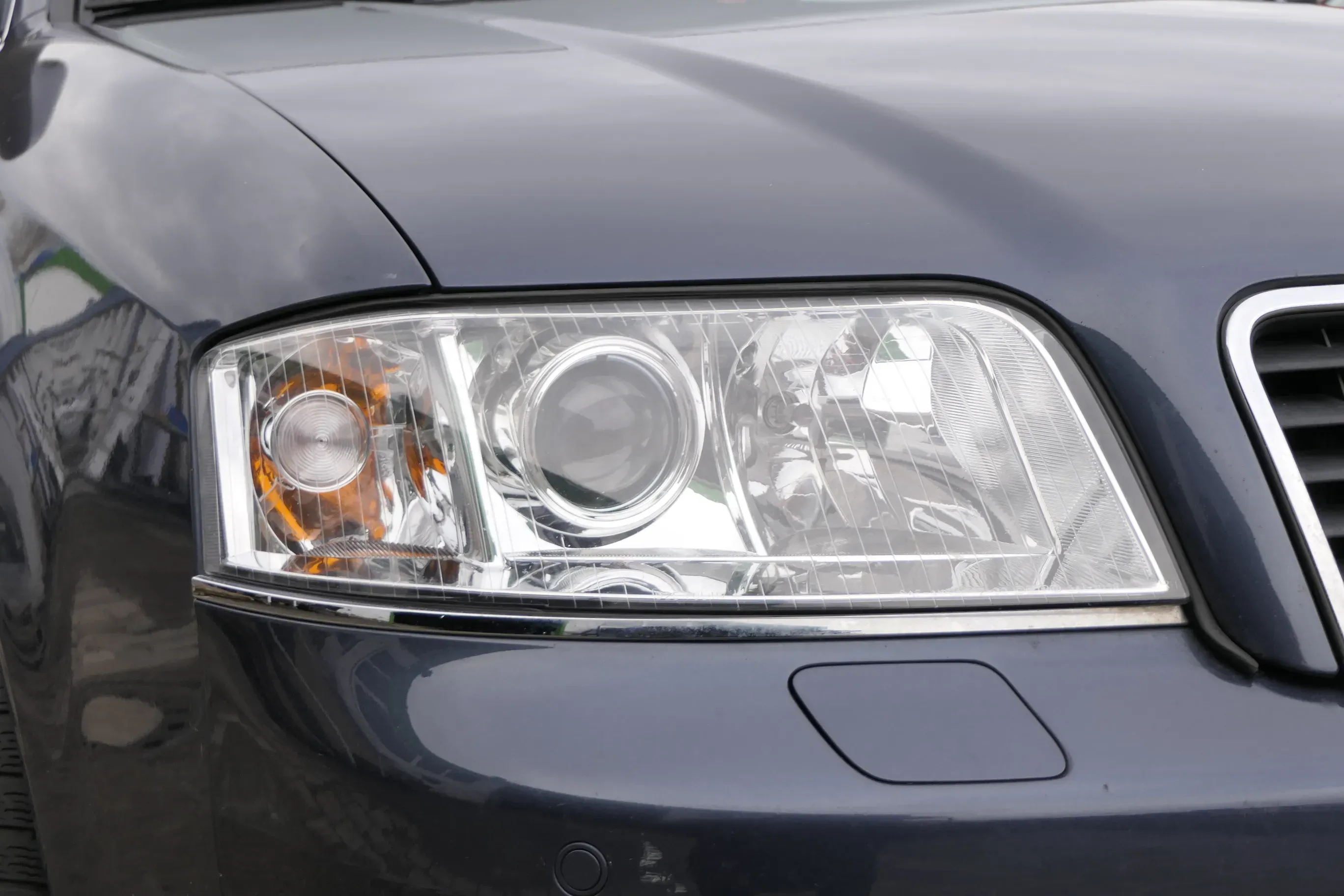 Audi A6 4B Scheinwerfer rechts ab ca. Bj. 2002 Facelift Xenon 4B0941030R - Bild 1