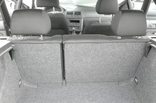 Golf 4 Limousine Sitz Rückbank Rücksitzbank Sitzfläche Sitze Kopfstützen schwarz - Bild 3
