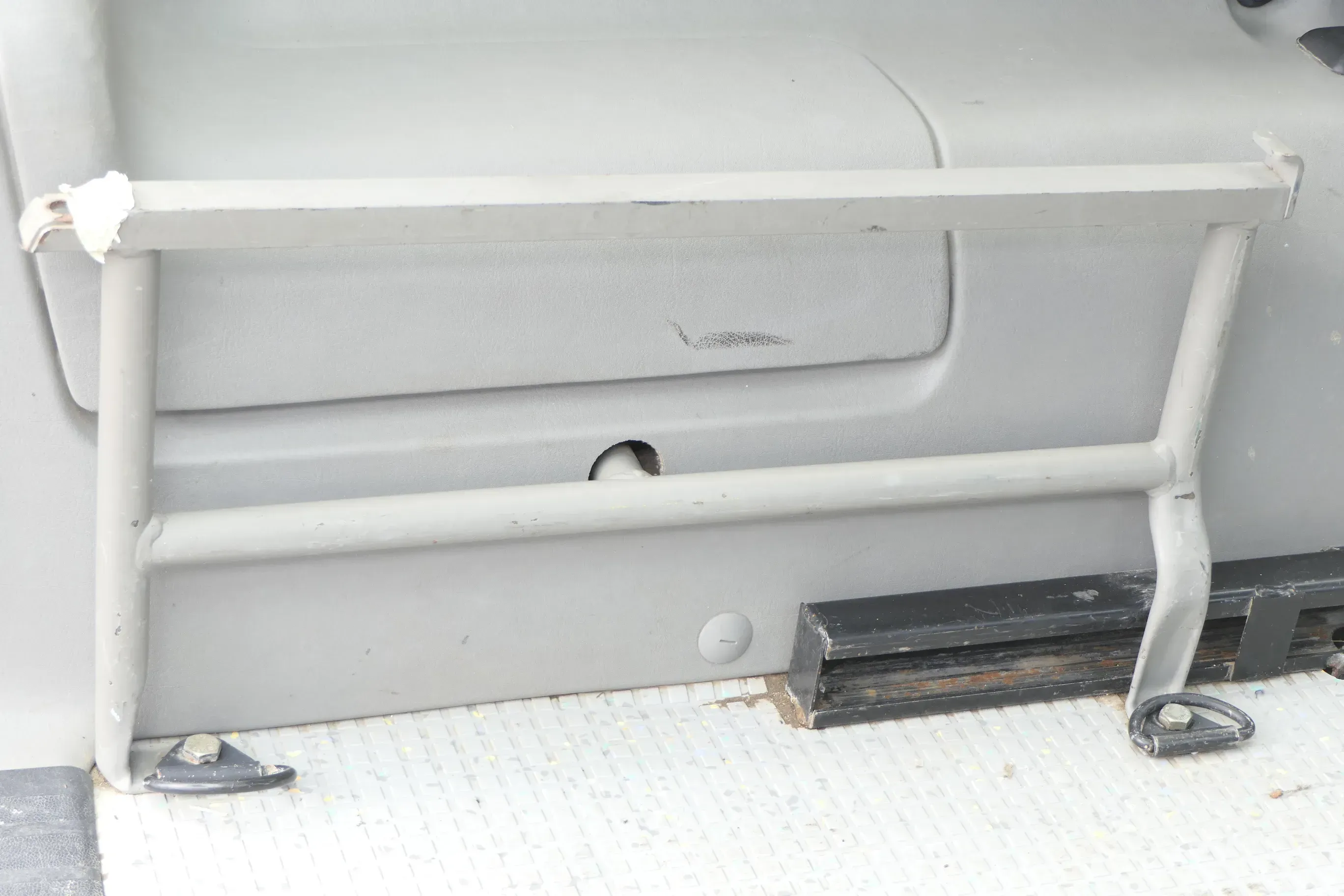 VW T4 Kofferraum Bett Liegebett Gestell Multivan - Gestell + Matratze + Boden - Bild 1