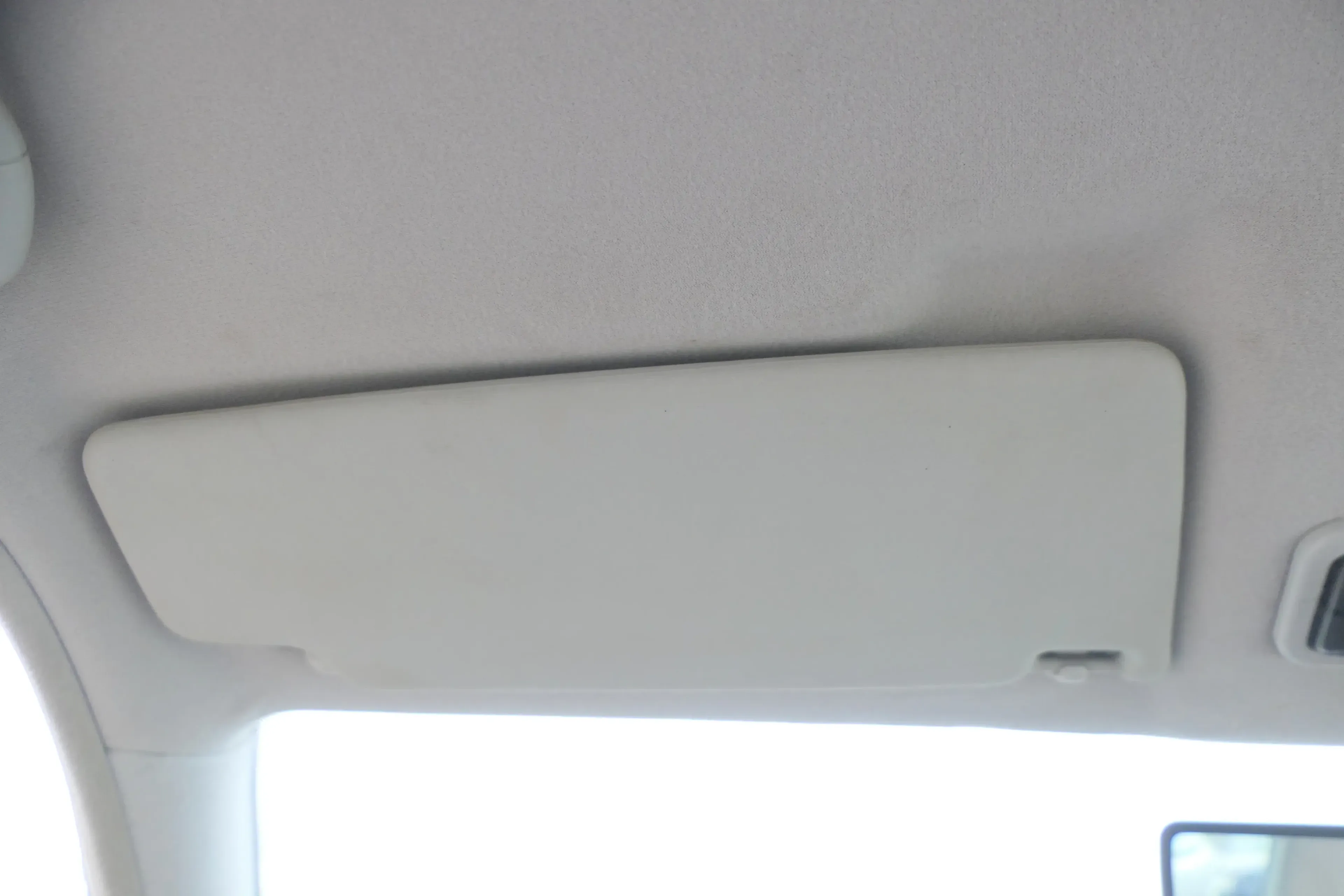 VW Polo 6N 6N2 Sonnenblenden Sonnenblende links vorne vorn Spiegel - Bild 1