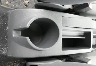 VW Golf 5 6 Kombi AJ Mitteltunnel hinten Verkleidung um Handbremse Jetta - Bild 1