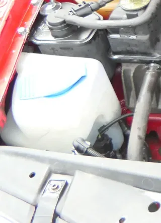 VW Golf 4 Wischwasserbehälter Behälter Wischwasser SWR mit Pumpen 5,5 L - Bild 1