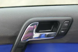 1x VW Polo 9N 9N3 Türverkleidung Verkleidung Tür vorne links  4/5-Türer  blau - Bild 3