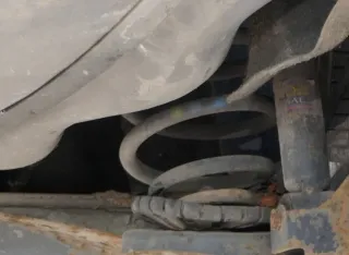 2x VW Passat 3B 3BG original Feder Federn hinten rechts und links + Dämpfer - Bild 2