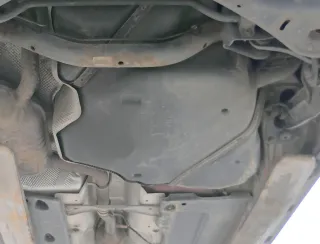 VW Passat 3C B7 Tank Benzintank Kraftstofftank Kraftstoffbehälter Behälter Benzi - Bild 1