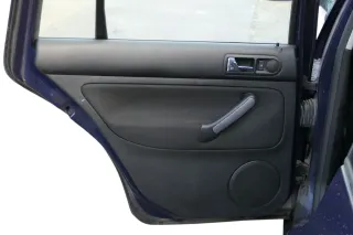 1x VW Golf 4 1J Kombi Türverkleidung Verkleidung Tür hinten links schwarz - Bild 1