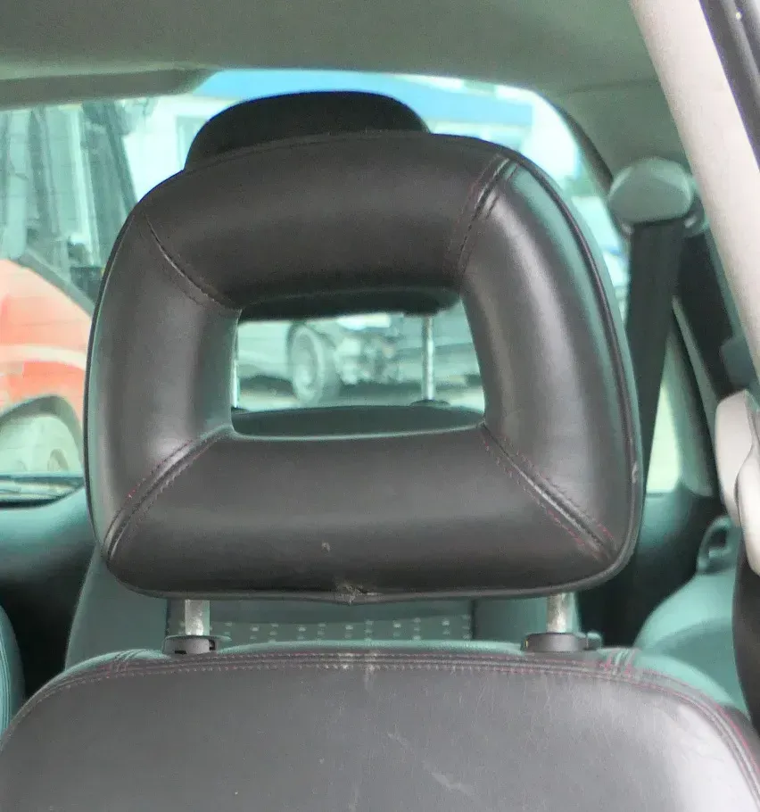 1x VW Sharan 7M ab Bj. 2000 Kopfstütze hinten oder vorne  Leder - Bild 1