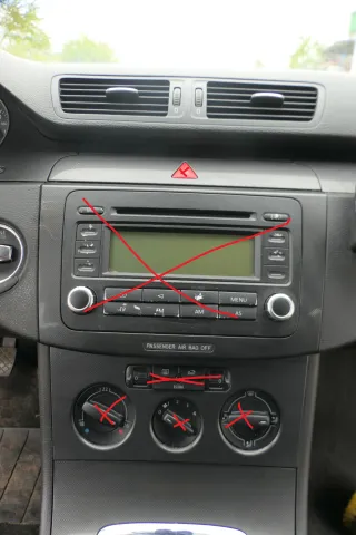 Passat 3C Mittelkonsole Verkleidung Klappe Abdeckung Dekor netzoptik schwarz mat - Bild 2