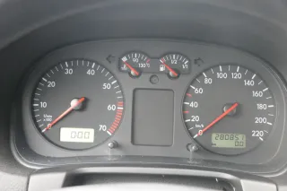 VW Golf 4 Tacho Tachometer Kombiinstrument 280.000km 1J0920802 1,4 16V 75PS 55kw - Bild 1