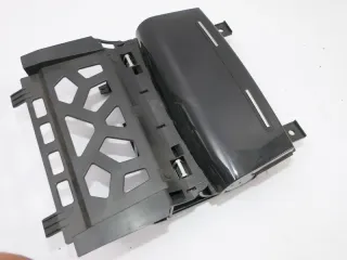 Audi A3 8P Aschenbecher Zigarettenanzünder 8P0857951 WJD - Bild 3