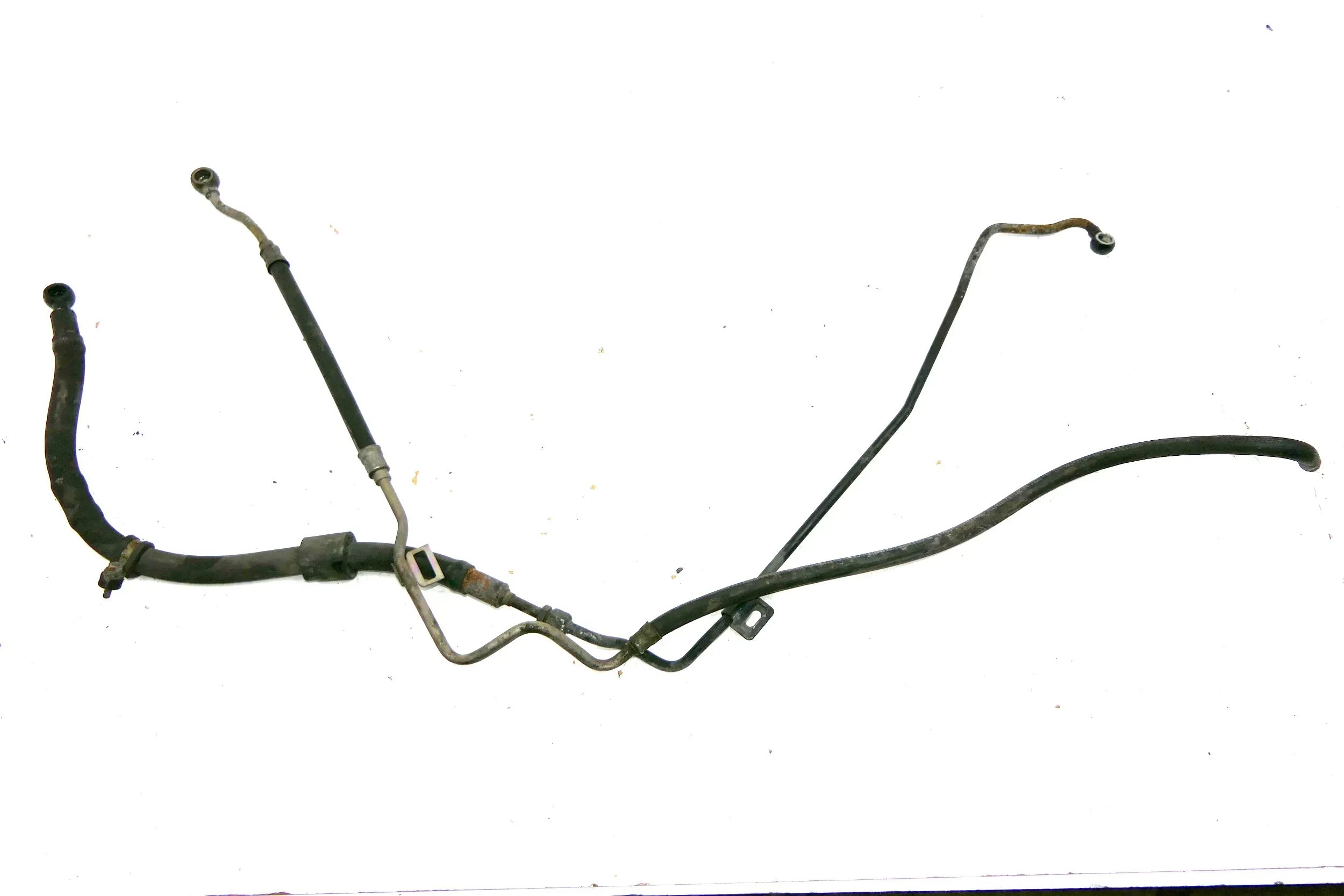 A4 B5 VW Passat 3B Servoleitung Servolenkung RECHTSLENKER 8D2422893AK ZF 2,4-2,8 - Bild 1