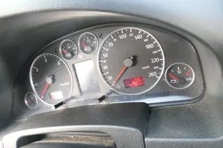 Audi A6 4B Tacho Tachometer Kombiinstrument 328.000km 4B0920933G 2,5 TDI - Bild 2