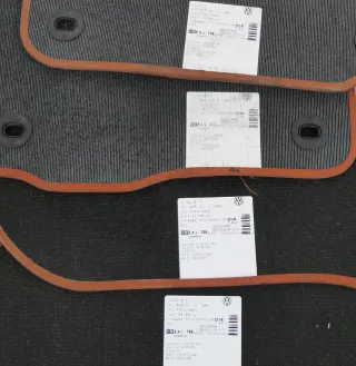 4x Original VW Golf 5 und Plus 5M Fußmatten Fußmatte vorne links rechts hinten - Bild 2
