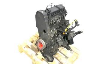 VW Passat 3B A4 B5 Motorblock Block Motor 1,6 74kw 101PS AHL ARM 188.500km - Bild 1