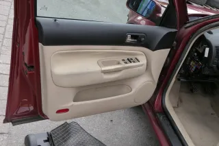 VW Golf 4 Limousine Türverkleidung Verkleidung Tür vorne hinten links hellbeige - Bild 1
