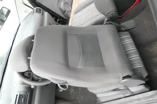 VW Fox Sitz Fahrersitz vorne links OHNEAirbag höhenverstellbar  v - Bild 3