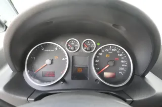 Audi A2 8Z Tacho Tachometer Kombiinstrument 8Z0920900M TDI 1.4 Diesel 324.000km - Bild 2