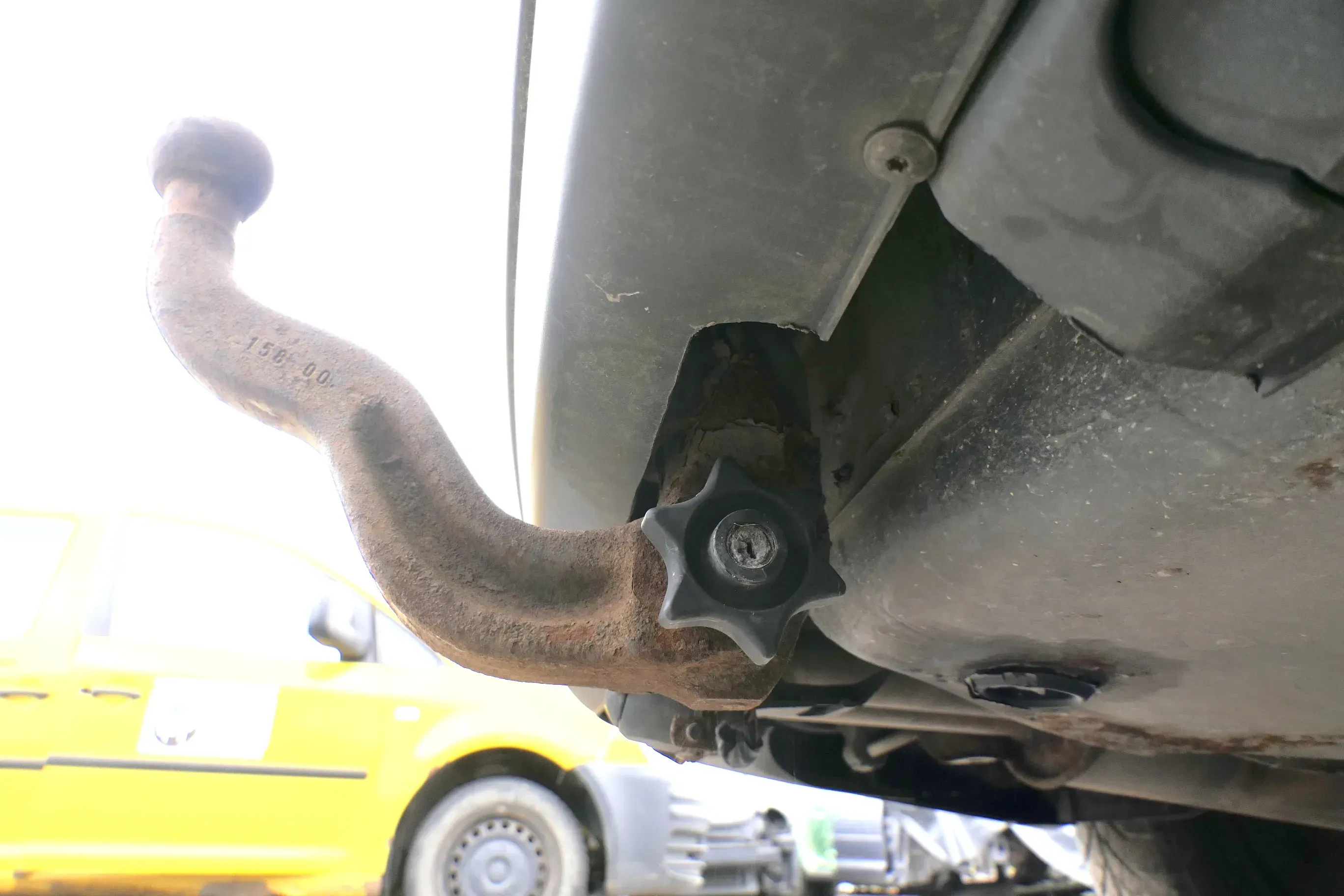 Audi A6 4B abnehmbare abnehmbar Anhängerkupplung Anhängekupplung Westfalia - Bild 1