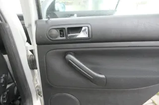1x VW Golf 4 1J Kombi Türverkleidung Verkleidung Tür hinten rechts schwarz f - Bild 3