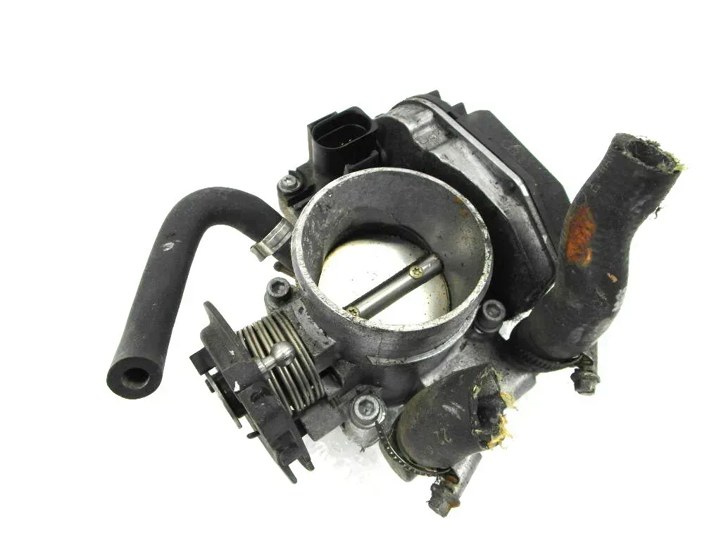 Audi A4 B5 Drosselklappe ADP 1,6l 74kw 101PS 058133063 VW Passat 3B - 39,99 - Bild 1