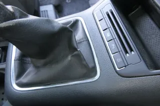 VW Tiguan 5N Schaltknauf Schaltsack Schaltung Schaltknüppel 6-Gang Leder - Bild 6