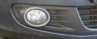 VW Golf 6 5K 1x Nebelscheinwerfer rechts + 1x Blende Gitter rechts - Bild 1